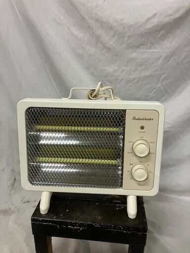 ニトリ　レトロ遠赤外線電気ストーブ　IV19　WL-H105IV19