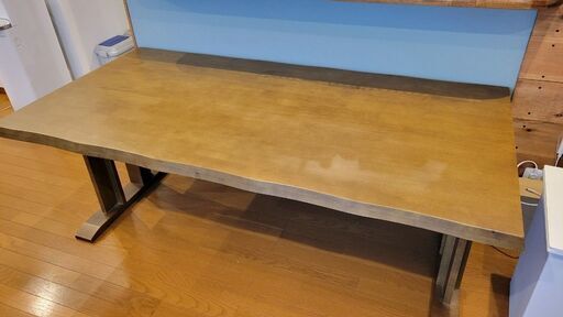 ★木製★　おしゃれなダイニングテーブル　約180cm幅の大型仕様　埼玉県草加市