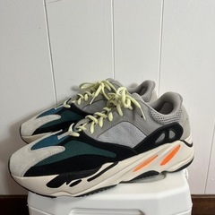 YEZZY BOOST WAVE RUNNER 700   箱無...