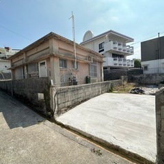 沖縄市照屋貸し一軒家⭐️庭付き！