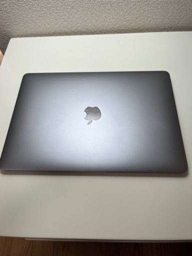【値下げ】Apple MacBook Air 13インチ 2018 充電器付き