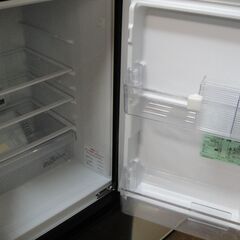 2019年製　三菱　冷凍冷蔵庫　MR-P15ED-KK　146L(46L/100L)　2ドア冷蔵庫　単身