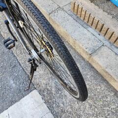 💯💯　クロスバイク　２７インチ　ブリヂストン　シルバー　７変速　自動ライト　付き　カギ　付き　配達可能