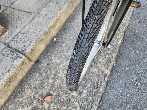 　ＪＥＥＰ　折りたたみ自転車　２０インチ　6変速　美品　カゴ　付き　緑　配達可能