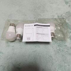 LED 電球　Ａ19　電球色　4個（未使用3個.used1個）