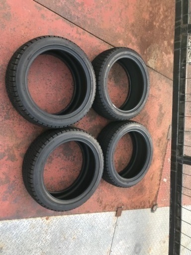 タイヤ　冬　未使用品　2018年製