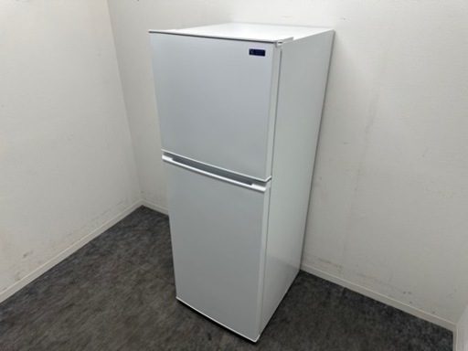 ヤマダセレクト　２ドア冷凍冷蔵庫　２２５L　右開き　回転式製氷機皿　２０１９年製　YRZ-F23G1