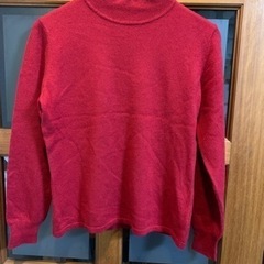 セーター　赤　40