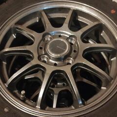 （受け渡し予定者が決まりました）スタッドレスタイヤ　155/65R14　売ります
