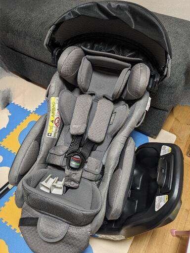 「決まりました」アップリカ　フラディアグロウ　チャイルドシート　ISOFIX