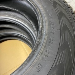 ジムニーリフトアップ　スタッドレスタイヤ　冬タイヤ　185/85/16 4本セット　バリ溝