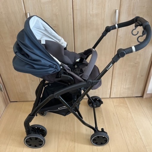 Combi コンビ ベビーカー AttO