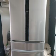 日立ノンフロン冷凍冷蔵庫 R-F570DM(SH) 565L 2014年 消費電気量 210 