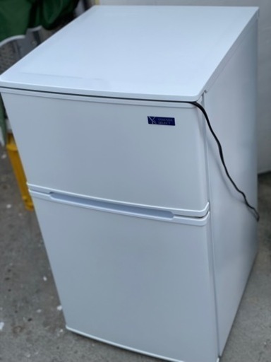冷蔵庫　90L ヤマダ　2019年