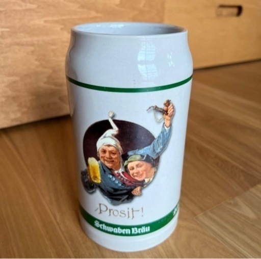 ドイツのオクトバーフェストのマグカップ