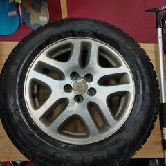 M+S 215/60R16 Good Year - Subaru...