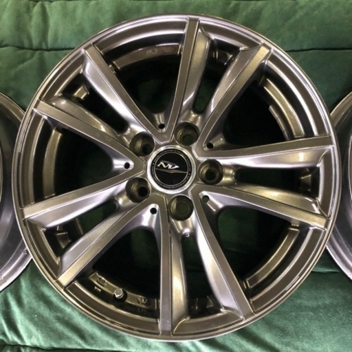 プリウス50前期 【新車外し】プリウス 50 純正[中古]アルミホイール 15