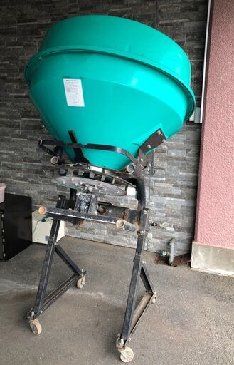 【取引中】【農機】【散布機】タカキタ ブロードキャスタ BC2000