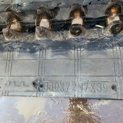 コンバイン　ゴムキャタ　キャタピラ　ゴムシュー　農機