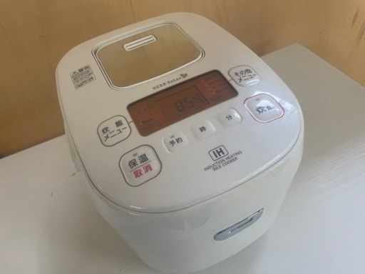 101397 ハーブリラックス（ヤマダ電機）5.5合炊飯器　2018年製