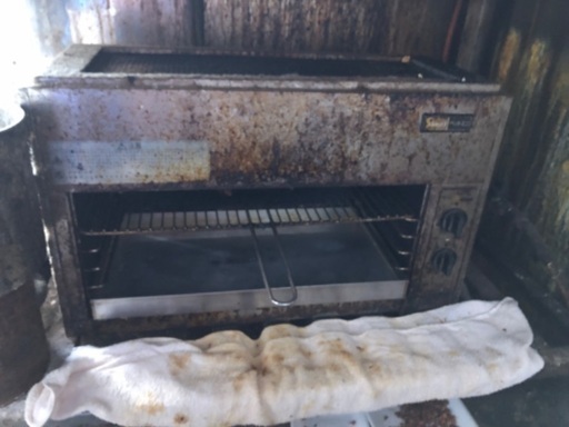 焼き鳥、うなぎ焼き