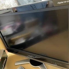 シャープ32型液晶テレビ差し上げます