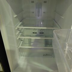 三菱 2ﾄﾞｱ冷蔵庫 MR-P15EE-KW1 2020年製