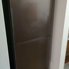 シャープの冷蔵庫　SJ-PD28E-T