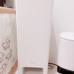 【新品同様】バルミューダ　空気清浄機　A01A-WH ホワイト