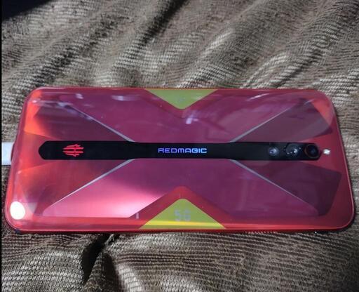 SIMフリー Nubia Redmagic 5G RAM8GB ROM128GB Snapdragon865 美品 付属品完品 SIMフリー Nubia Redmagic 5G RAM8GB ROM128GB Snapdragon865 美品