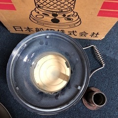 北海道旭川 NISSEN 点火確認済み 日本船燈 ニッセン 石油ストーブ BS-3B型 灯油ストーブ ガラス 五徳 外箱あり 昭和レトロ ホヤ 割れ無し 