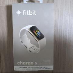新品未開封　Fitbit CHARGE5 　LUNA WHITE