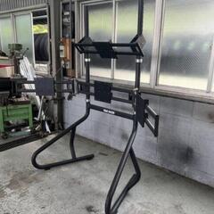 トリプルモニターフロアスタンド 32-45 インチ対応 TM-B5-37-KIT TM-4MOUNT 2点セットTRAK RACER テレビ スタンド 大画面 シム レース 車