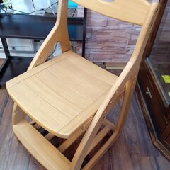 キャスター付き　木製学習椅子　サイズ（約）幅42.5cm×奥47...