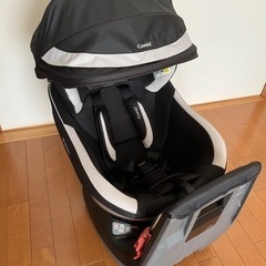 コンビ チャイルドシート ネルーム 付属品説明書あり 綺麗です