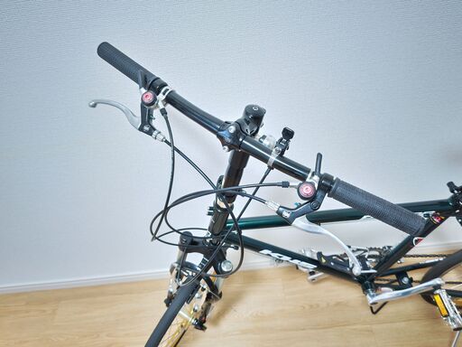 □CANNONDALE F700 キャノンデール シルバー 27速 26インチ アルミ