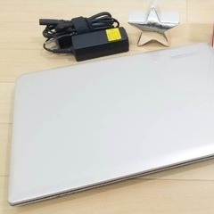 超美品 超軽 超安 東芝 液晶画面がタッチパネル HDD 500GB＋新品メモ