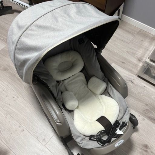 Combi ネムリラ AUTO SWING BEDi 美品