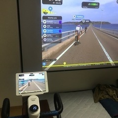 AI フィットネスバイク Zwift Rouvy等と連携可