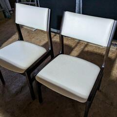 カリモク60 ダイニング5点セット　テーブル アームレスチェア スタッキングスツール