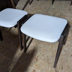 カリモク60 ダイニング5点セット　テーブル アームレスチェア スタッキングスツール