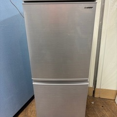 I517 🌈 SHARP 冷蔵庫 (137L) 2ドア ⭐ 動作確認済 ⭐ クリーニング済
