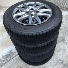値下げ】中古スタッドレスタイヤホイールセット4本 165/70R14