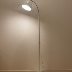 IKEA  LERSTA レールスタ　フロアランプ　照明