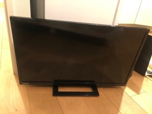 テレビ　TOSHIBA REGZA
