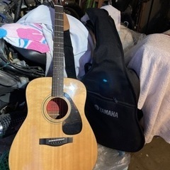 ギター　ヤマハ　弦張り直せば使用可能　カバー、付属品あり