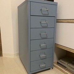 IKEA家具　グレイッシュブルー