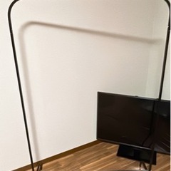 【決定済】IKEAのハンガーラック(希少な黒色)
