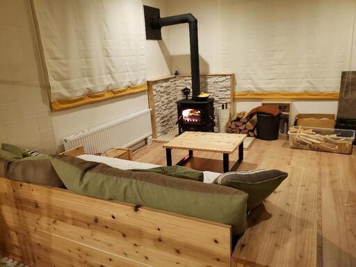 【購入者決まりました。】薪ストーブと薪ストーブ台のセット！値段も相談に乗ります！気になる人は、連絡下さい。 購入者決まりました。】薪ストーブと薪ストーブ台のセット！値段も相談