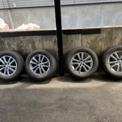 ✴︎✴︎再々値下げ✴︎✴︎ハリアー、NX、CR-V、cx5、8、アルファード等装着可能スタッドレスタイヤ